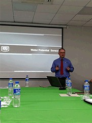 美國(guó)CSI公司技術(shù)經(jīng)理ChodStephens在滇舉辦土壤技術(shù)講座