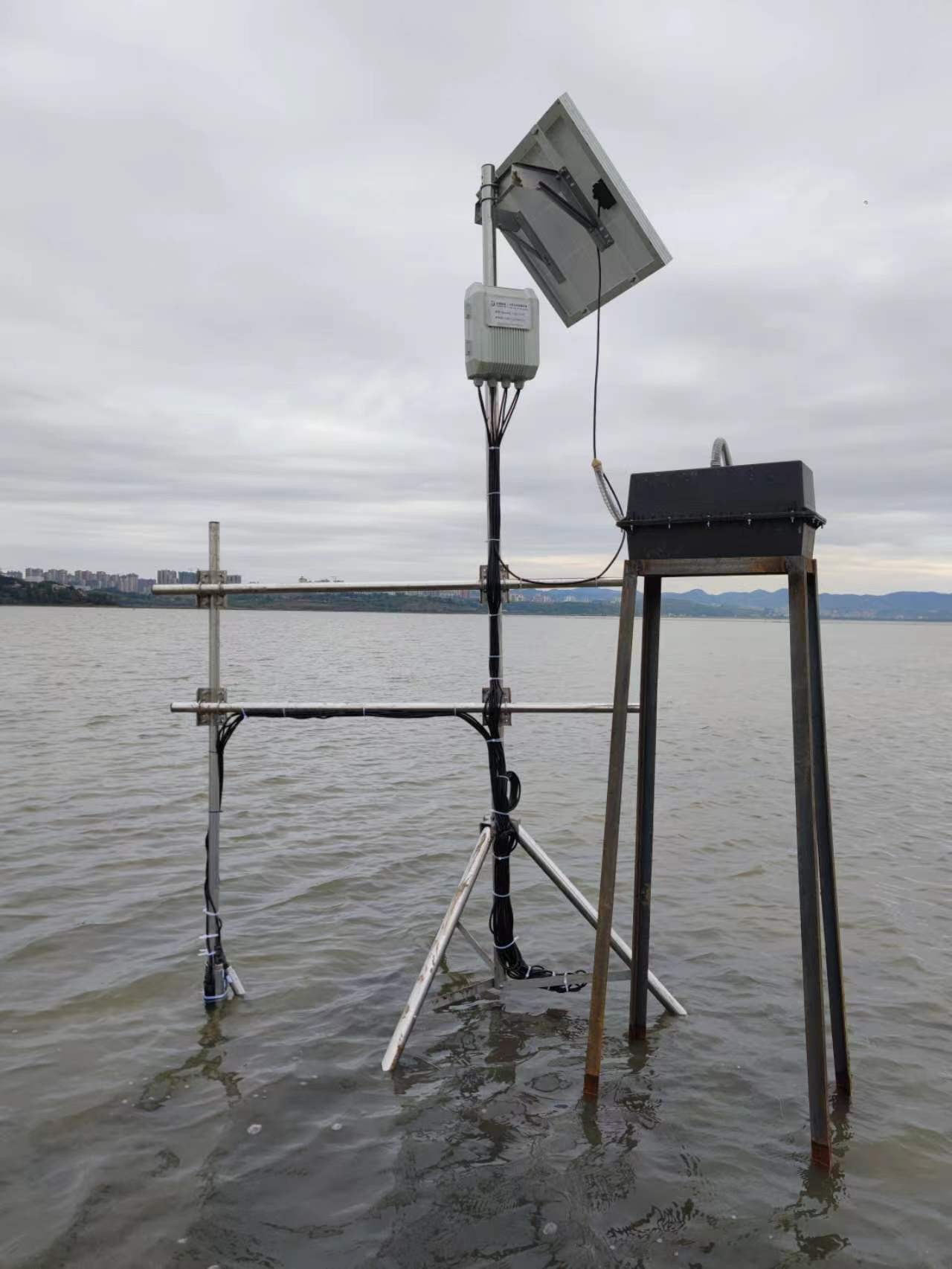 水位、溫度測(cè)量